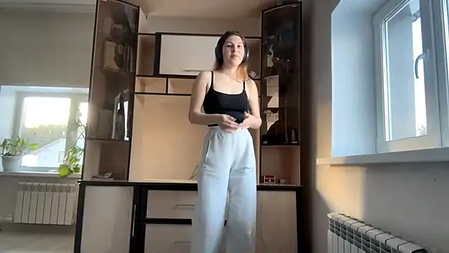 JoanieMochel online show from March 9, 1:37 pm