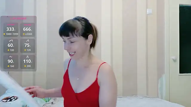 Snapshot of Candy_Spicyy chatting on July 13, 4:21 pm Candy Spicyy online show from July 13, 4:21 pm
