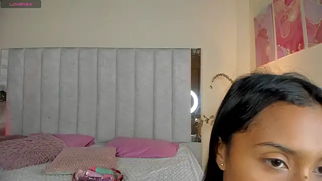 anny kiut online show from June 14, 11:56 am