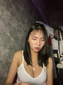 Chery-weter12 online show from March 5, 5:42 pm