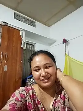 Snapshot of Rashi_bhabi chatting on June 27, 2:12 pm Rashi bhabi online show from June 27, 2:12 pm