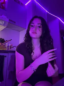 Claraaaaa06 online show from March 3, 9:31 pm