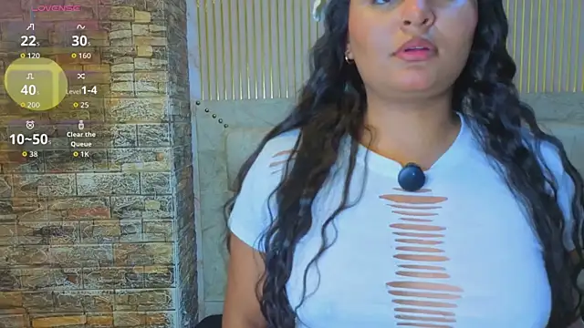 amarahanks11 online show from March 16, 8:13 pm