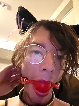 Snapshot of KinkyKittyBoy chatting on May 13, 4:54 am KinkyKittyBoy online show from May 13, 4:54 am