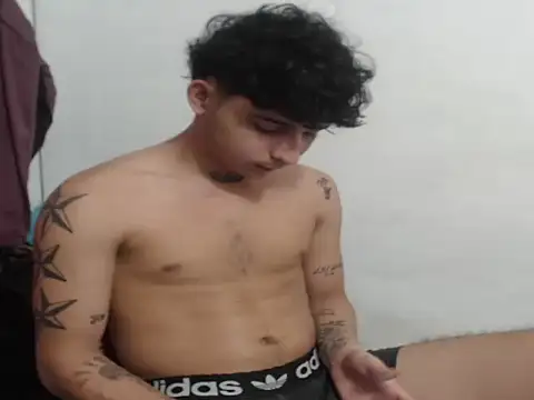 Alejo bigdick21 online show from March 8, 12:30 am