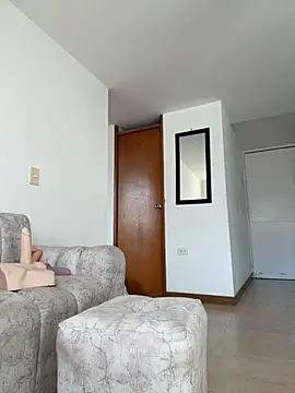 Emma Reyes online show from August 4, 1:36 pm