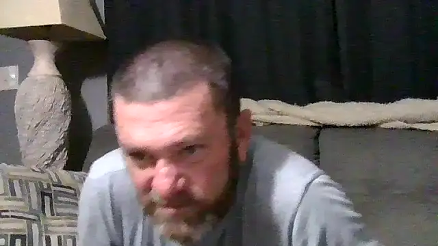 Snapshot of Beaededpainter chatting on June 12, 1:59 am Beaededpainter online show from June 12, 1:59 am