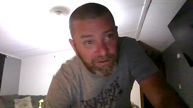Snapshot of Beaededpainter chatting on July 17, 2:18 am Beaededpainter online show from July 17, 2:18 am