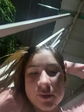 Zoe Luxxe  online show from April 27, 1:47 am