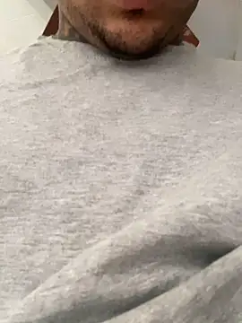 Snapshot of BigdickkAndTattsss chatting on May 23, 10:14 pm BigdickkAndTattsss online show from May 23, 10:14 pm
