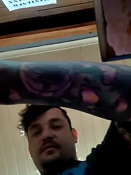 vikingo3333 online show from March 4, 5:02 am