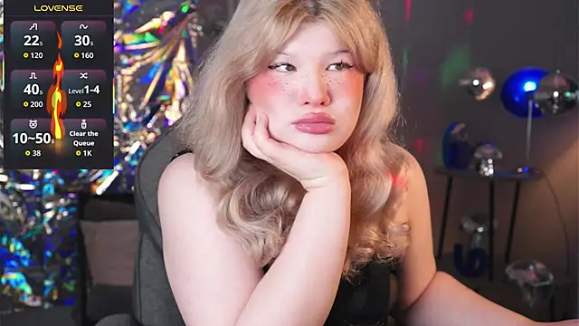 LilithNlsn online show from May 3, 1:55 am