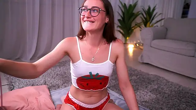 KaelisRose online show from July 15, 9:47 am