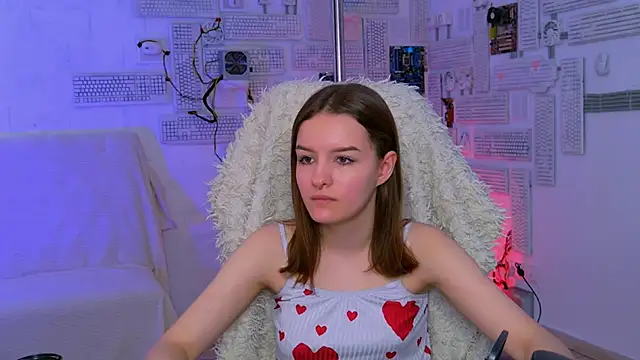 KellieBanshe online show from June 19, 4:39 am