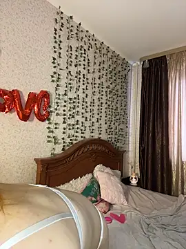 SweetsforLily online show from March 8, 1:37 pm