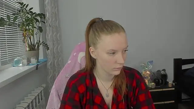 Snapshot of Mary_Blu chatting on November 19, 9:53 am Mary Blu online show from November 19, 9:53 am