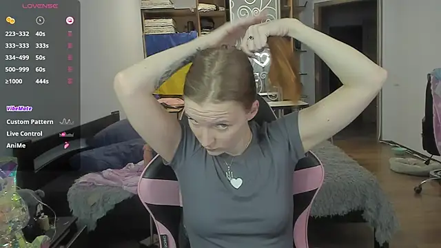 Snapshot of Mary_Blu chatting on November 27, 4:20 pm Mary Blu online show from November 27, 4:20 pm