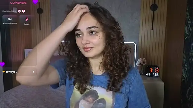 Snapshot of KatarinaHeaven chatting on July 22, 12:13 am KatarinaHeaven online show from July 22, 12:13 am