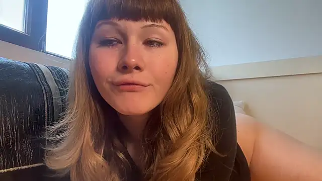 AlexaGudz online show from June 2, 10:39 am