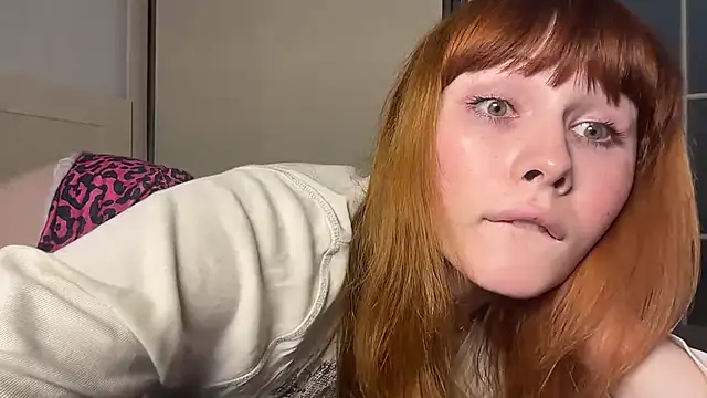 AlexaGudz online show from July 8, 3:16 pm