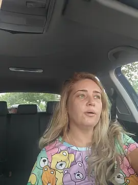 MellanieBliss online show from July 22, 4:26 am