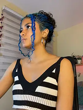 Snapshot of Franchezcaa_ chatting on July 1, 1:24 pm Franchezcaa online show from July 1, 1:24 pm