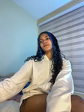 Snapshot of Franchezcaa_ chatting on July 24, 5:44 pm Franchezcaa online show from July 24, 5:44 pm