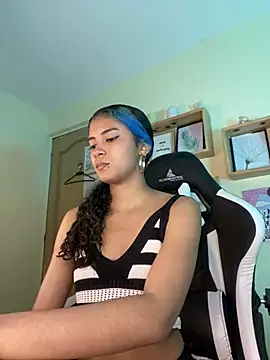 Snapshot of Franchezcaa_ chatting on July 29, 5:33 pm Franchezcaa online show from July 29, 5:33 pm