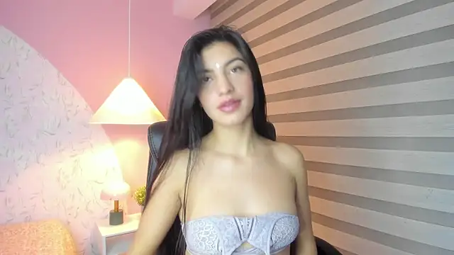 Snapshot of LILY_BRM chatting on May 21, 8:16 pm LILY BRM online show from May 21, 8:16 pm