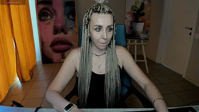MonicaRiley online show from June 14, 11:34 am