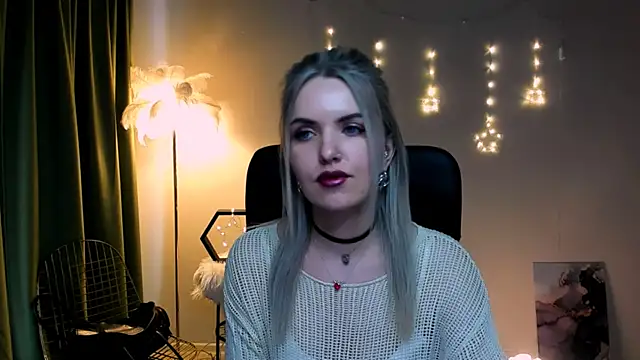AliceSmite online show from March 26, 12:55 pm