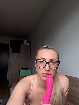 malinalli a online show from March 30, 12:17 pm