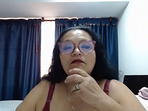 Snapshot of _BellaNocturna chatting on August 1, 9:25 pm BellaNocturna online show from August 1, 9:25 pm