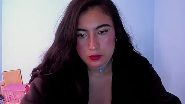 Snapshot of Cataa_Hill chatting on July 13, 4:37 am Cataa Hill online show from July 13, 4:37 am