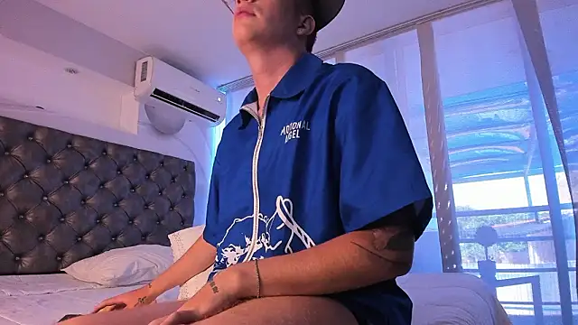 TommyValentine online show from March 16, 6:56 pm