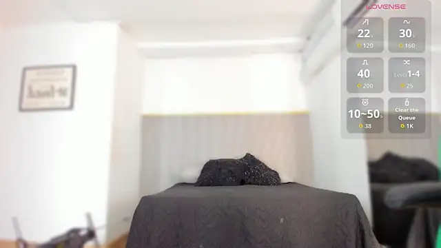 Snapshot of ashvalentine_ chatting on June 12, 7:57 pm ashvalentine online show from June 12, 7:57 pm