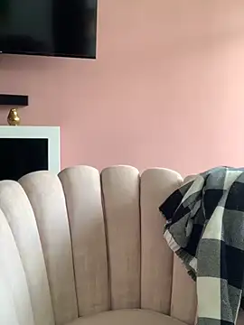 Baby Pink Love online show from March 11, 5:52 pm