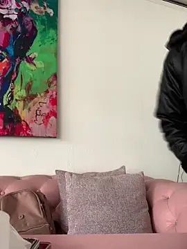 Baby Pink Love online show from April 29, 3:05 pm
