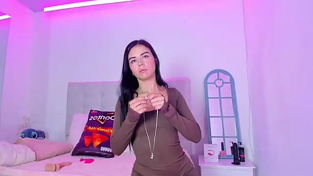 Vanessa cruz 18 online show from April 24, 8:22 pm