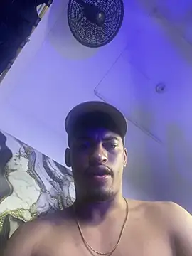 Snapshot of Ares_DAMM chatting on June 9, 12:50 pm Ares DAMM online show from June 9, 12:50 pm