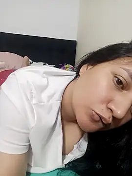 Alice RouseSg online show from March 13, 8:10 am