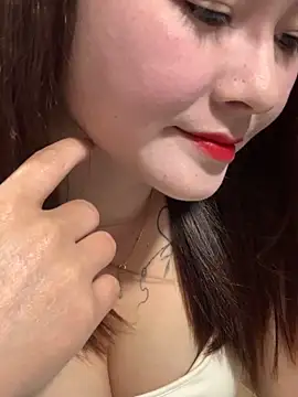 Snapshot of Little_Muse78 chatting on March 30, 3:18 am Little Muse78 online show from March 30, 3:18 am