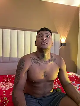 Snapshot of Axell_king07 chatting on May 14, 11:50 am Axell king07 online show from May 14, 11:50 am