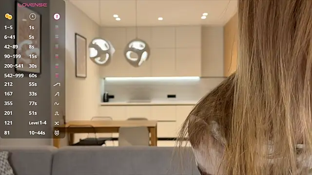 Snapshot of meower_ chatting on March 17, 3:11 am meower online show from March 17, 3:11 am