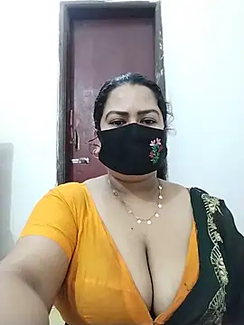 Snapshot of Star--Girl chatting on June 18, 1:15 pm Star--Girl online show from June 18, 1:15 pm