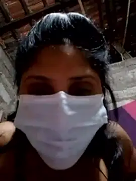 Snapshot of nilkirilli chatting on March 7, 4:48 pm nilkirilli online show from March 7, 4:48 pm