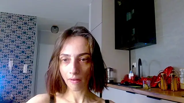 misssweet online show from March 17, 1:25 pm