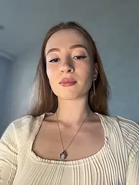 Little Candy 18 online show from June 17, 5:43 am