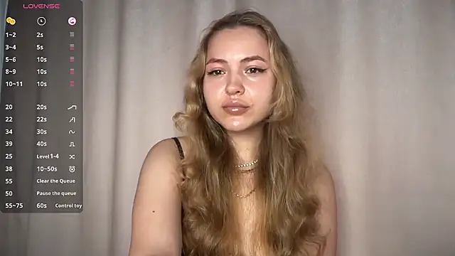 YourRareBunny online show from March 22, 5:11 am
