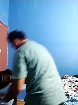 Soytubbcaliente online show from April 3, 4:21 am